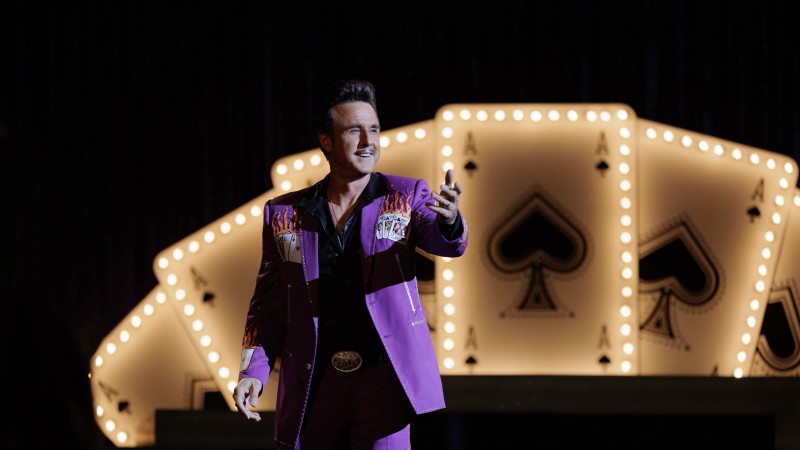 Миссис Дэвис 2 серия Миссис Дэвис 2 серия