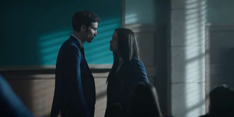 Чёрная лагуна: Вершины 2 сезон 6 серия Чёрная лагуна: Вершины 2 сезон 6 серия