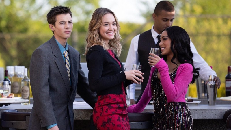 Жестокое лето 2 сезон 1 серия Жестокое лето 2 сезон 1 серия