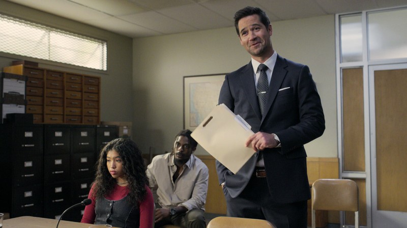 Линкольн для адвоката 2 сезон 4 серия Линкольн для адвоката 2 сезон 4 серия