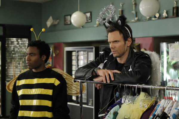 Сообщество 2 сезон 13 серия Сообщество 2 сезон 13 серия