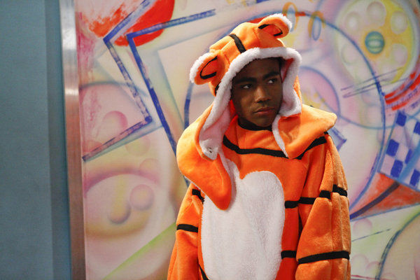 Сообщество 4 сезон 2 серия Сообщество 4 сезон 2 серия