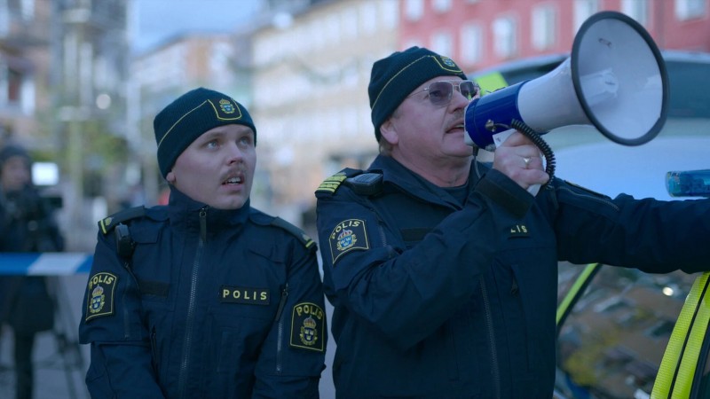 Тревожные люди 1 серия Тревожные люди 1 серия