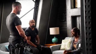 S. W. A. T.: Спецназ города ангелов 8 сезон 1 серия