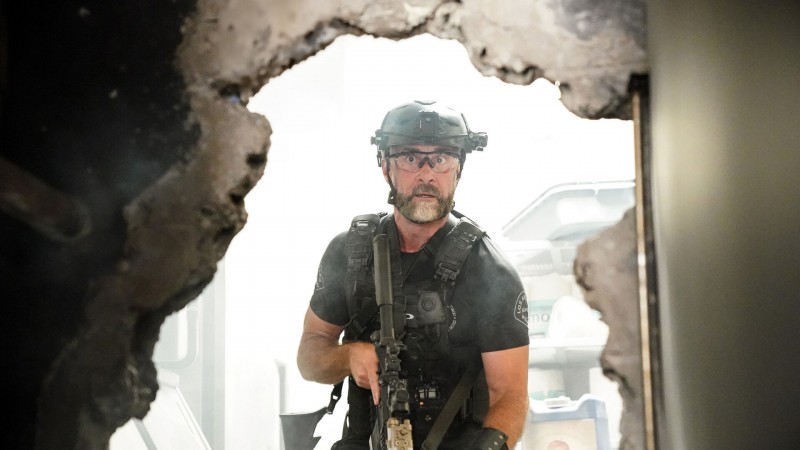 S. W. A. T.: Спецназ города ангелов 8 сезон 3 серия S. W. A. T.: Спецназ города ангелов 8 сезон 3 серия