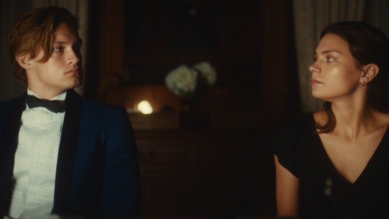 Макстон-холл 1 серия