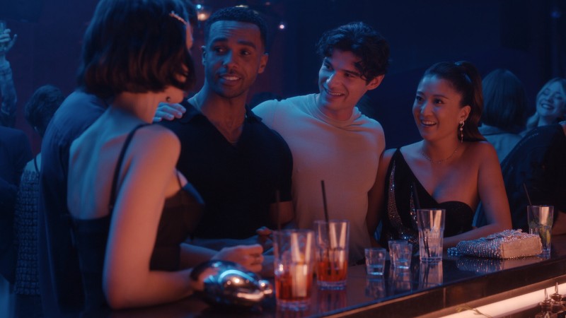 Эмили в Париже 5 сезон 8 серия Эмили в Париже 5 сезон 8 серия