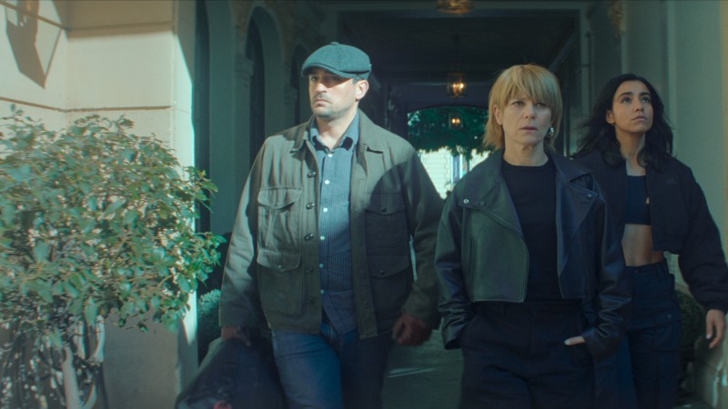 Парижские фурии 2 сезон 1 серия