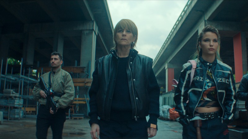 Парижские фурии 2 сезон 3 серия Парижские фурии 2 сезон 3 серия